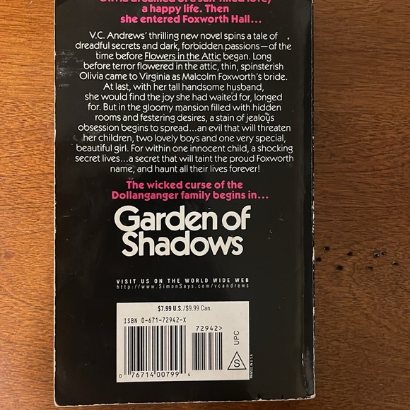 VC Andrews “Garden of Shadows” - Picture 2 of 3